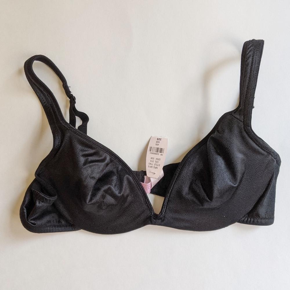 NWT Black satin Victoria's Secret pushup bra 32B